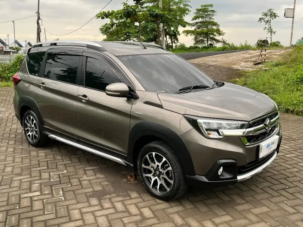 DP 10Jt! XL-7 AT Th 2023 LIKE NEW