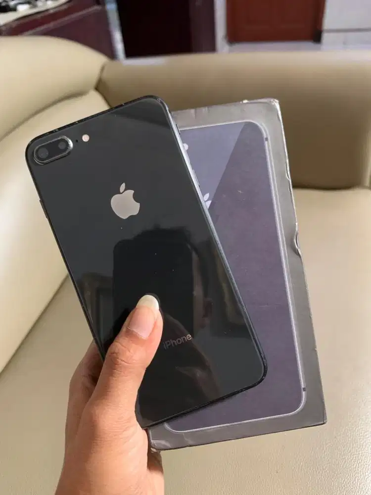 Iphone 8 Plus 64GB Permanen