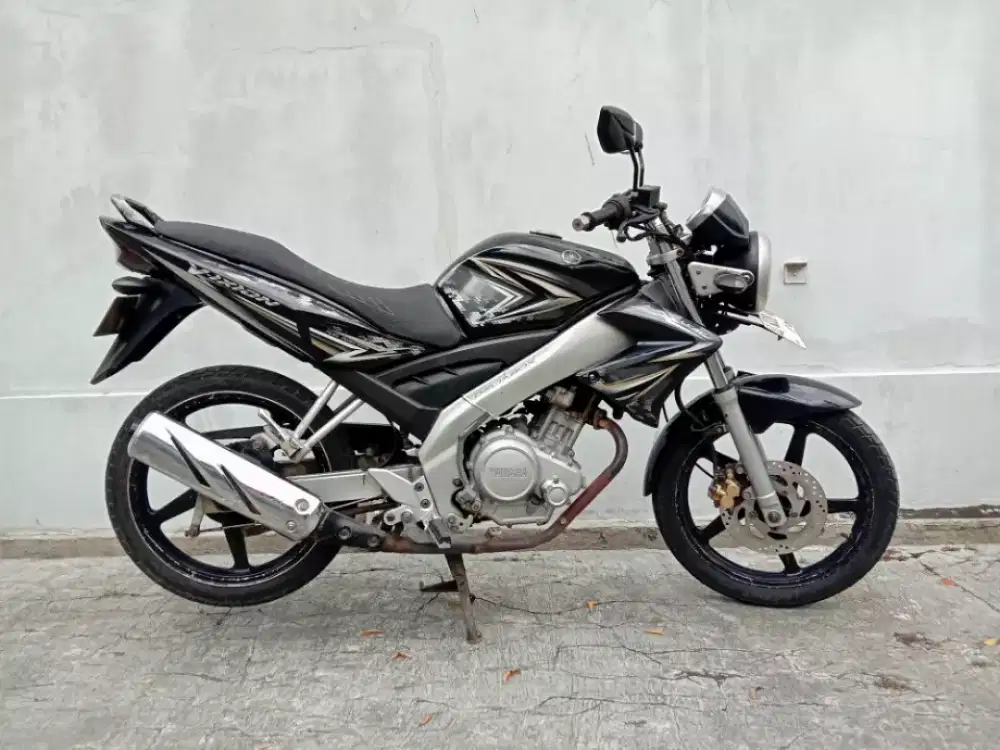 TT/BT/jual VIXION old AD Lengkap NormaL