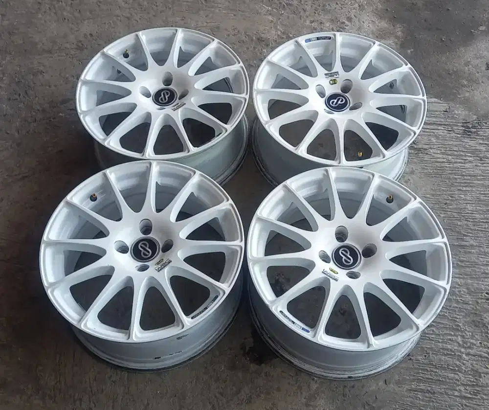 Velg fortuner ring 17 pcd 6x139,7