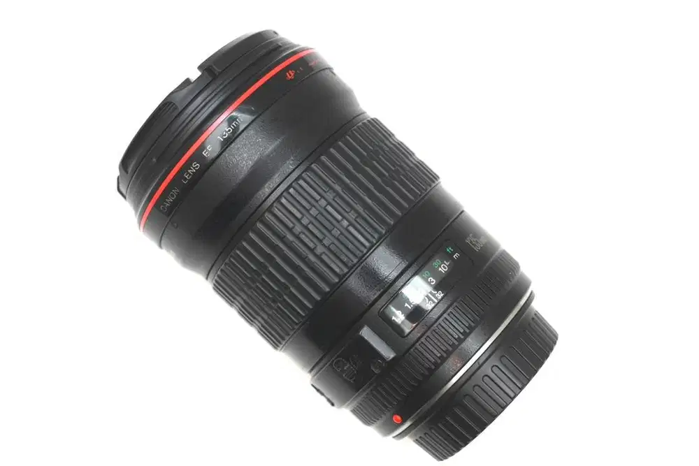 Lensa Fix Canon 135mm f2 L USM