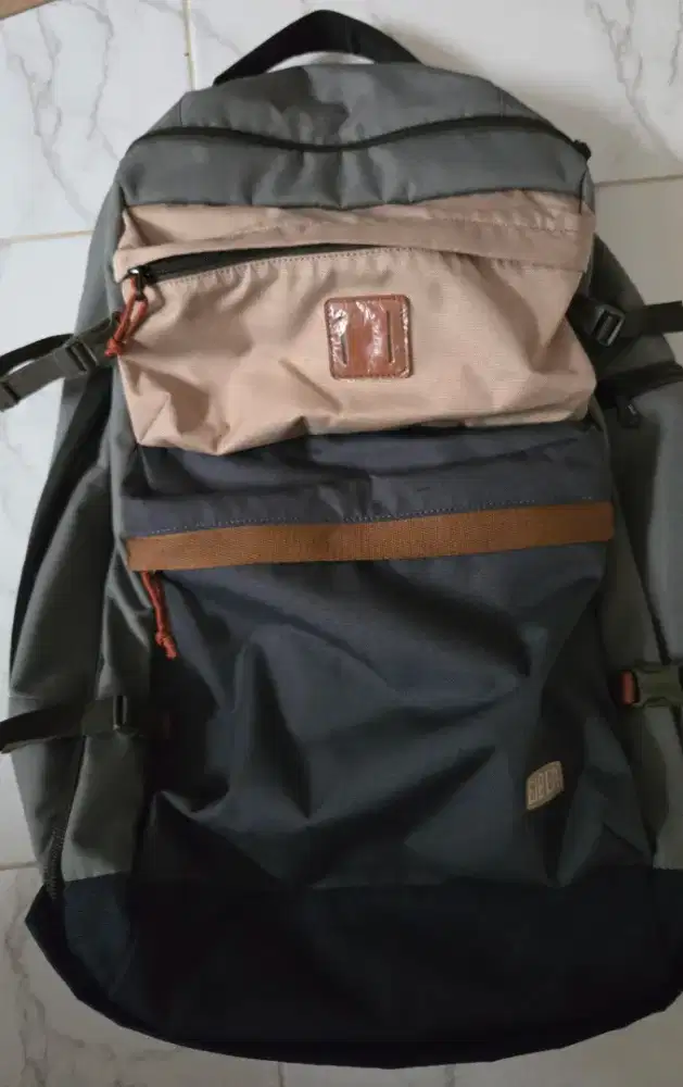 TAS EIGER SAFAR 32L BACKPACK Green Navy