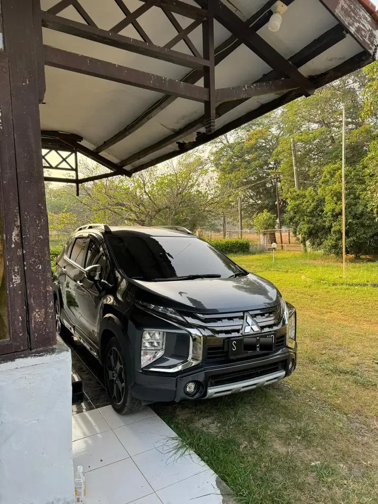 Mitsubishi Xpander cross milik pribadi dr baru2020/19 Bensin