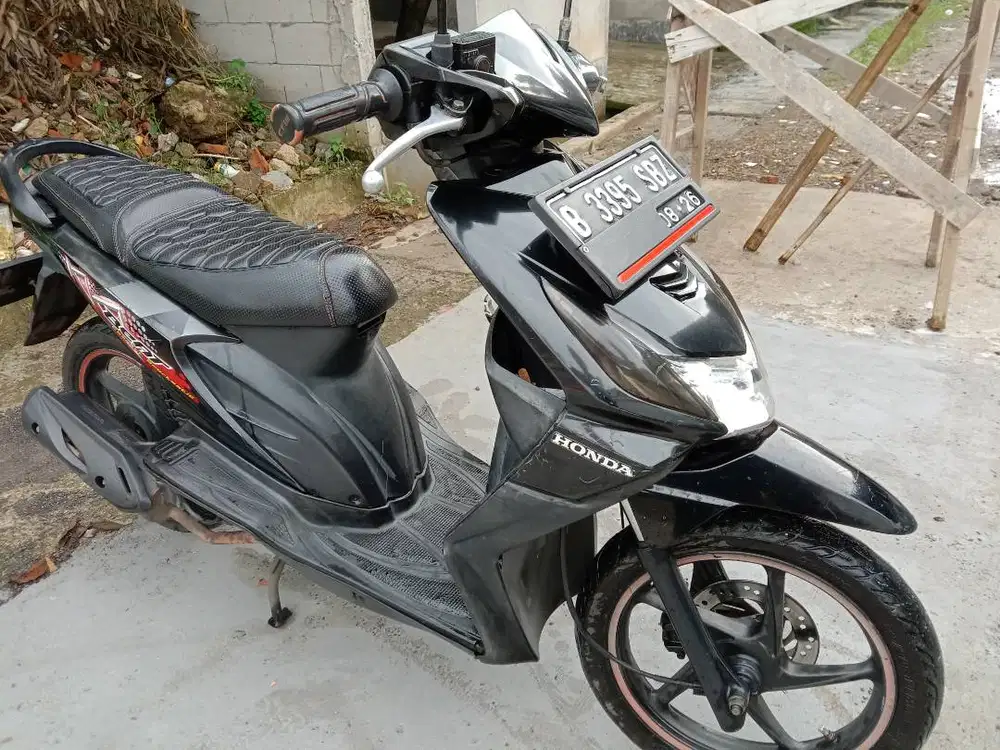 Dijual motor beat karbu