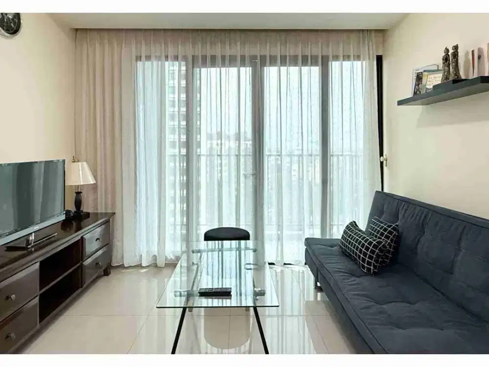 APARTEMEN HAMPSTON PARK FULL FURNISHED LANTAI RENDAH CILANDAK JAKARTA SELATAN
