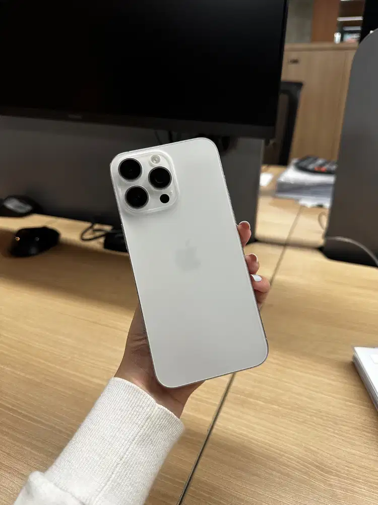 iPhone 15 Pro Max White Titanium Second IBOX