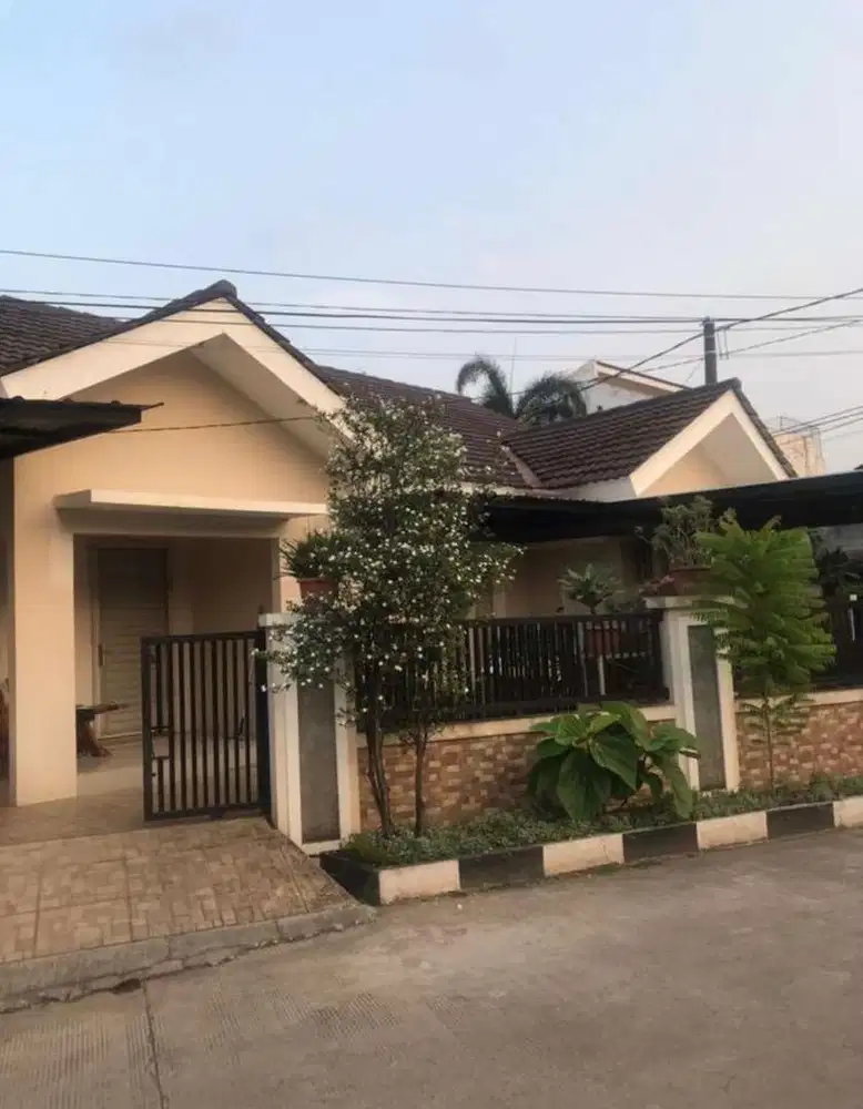 Dijual Rumah, Siap Huni, Pondok Timur Mas, Galaxy, Bekasi Selatan
