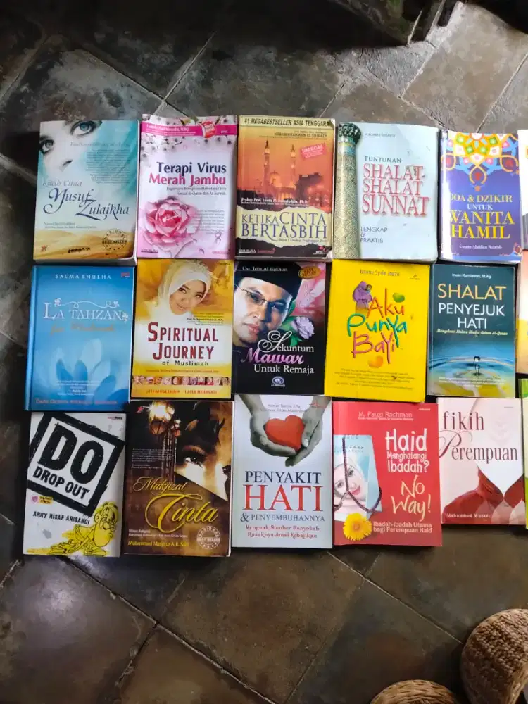 Paket buku 21 satu biji