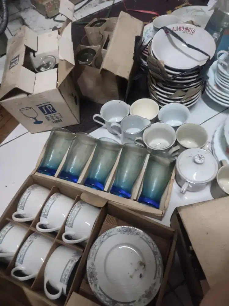 Borongan keperluan makan