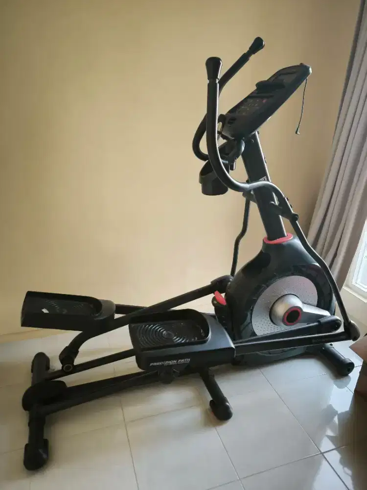 Jual Alat Fitness Elliptical Crosstrainer Schwinn