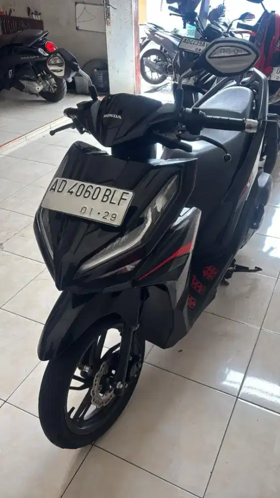 VARIO 125 CBS TAHUN 2023