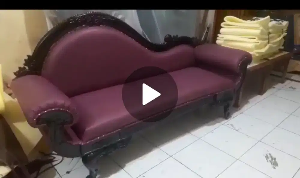 Kursi ukir antik baru total ganti kulit dan cat