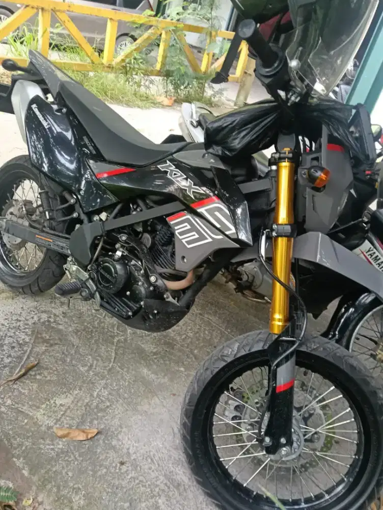 Kawasi klx 150.