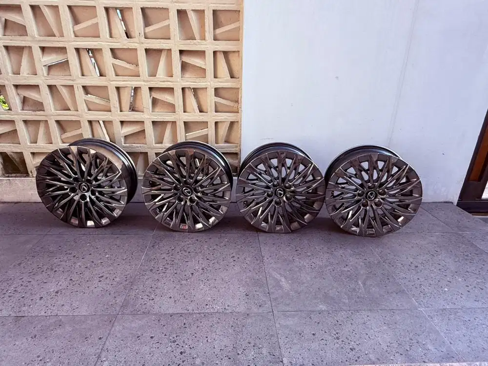 Velg Lexus LM ring 18