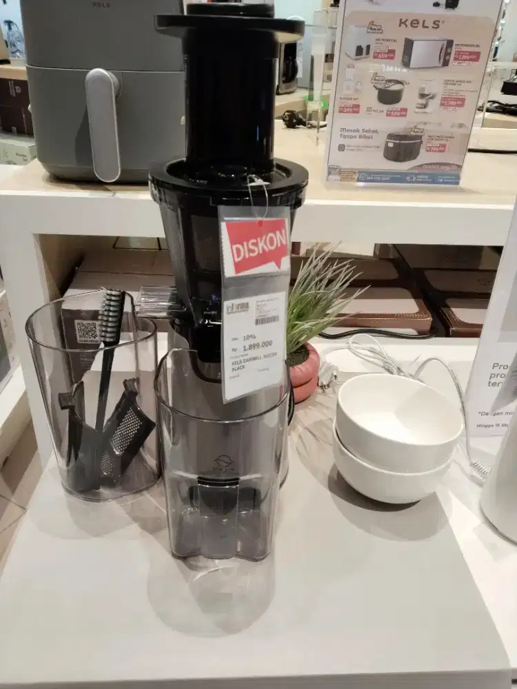 KELS DARNEL JUICER BLACK