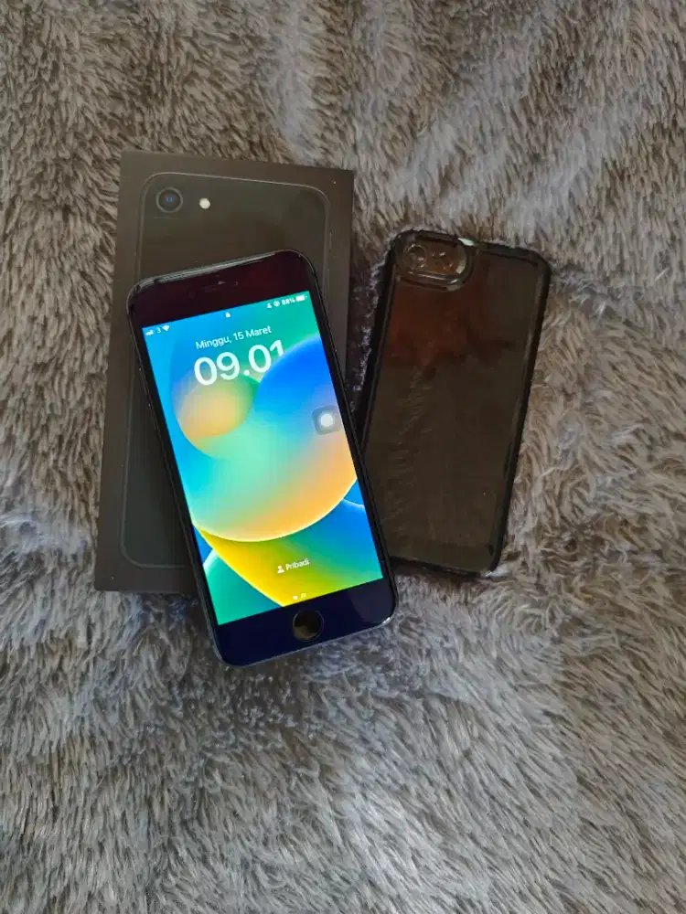 iPhone 8 64Gb Gray Ex iBox Resmi