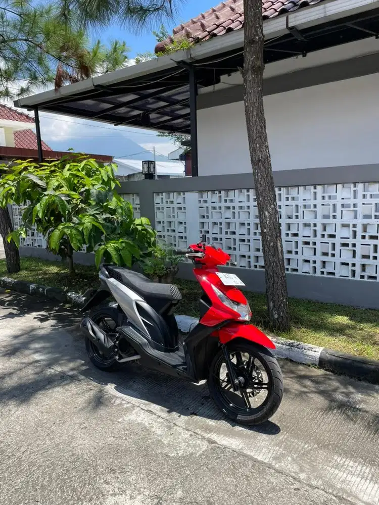 Jual honda beat karbu tahun 2012