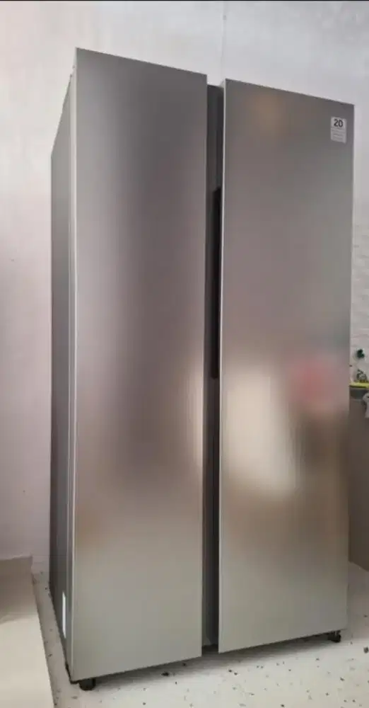 SAMSUNG KULKAS BARU side by side 603 L