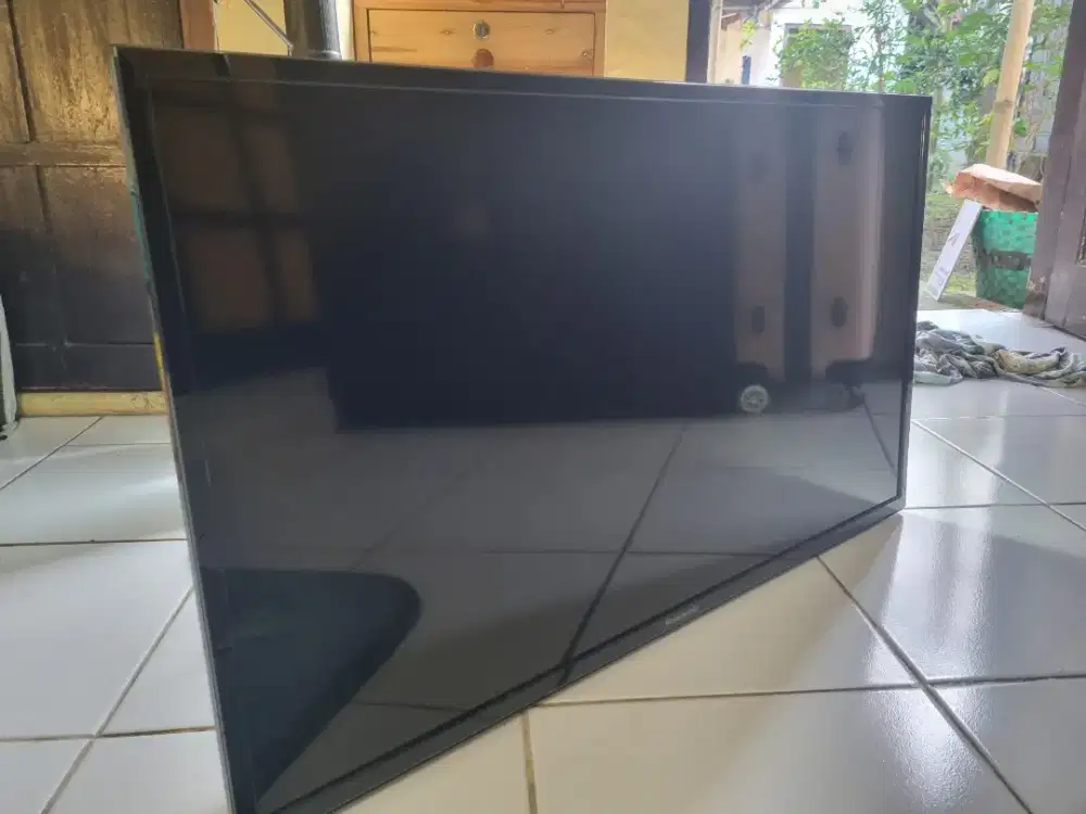 tv led panasonic,,TH32H400G