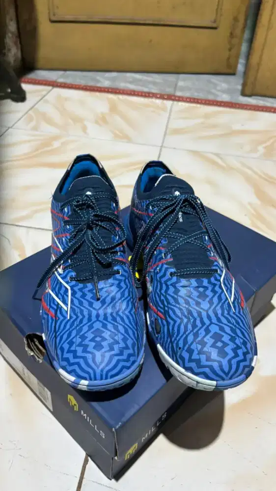 Sepatu futsal Mills Xyclops Xtreme IN navy