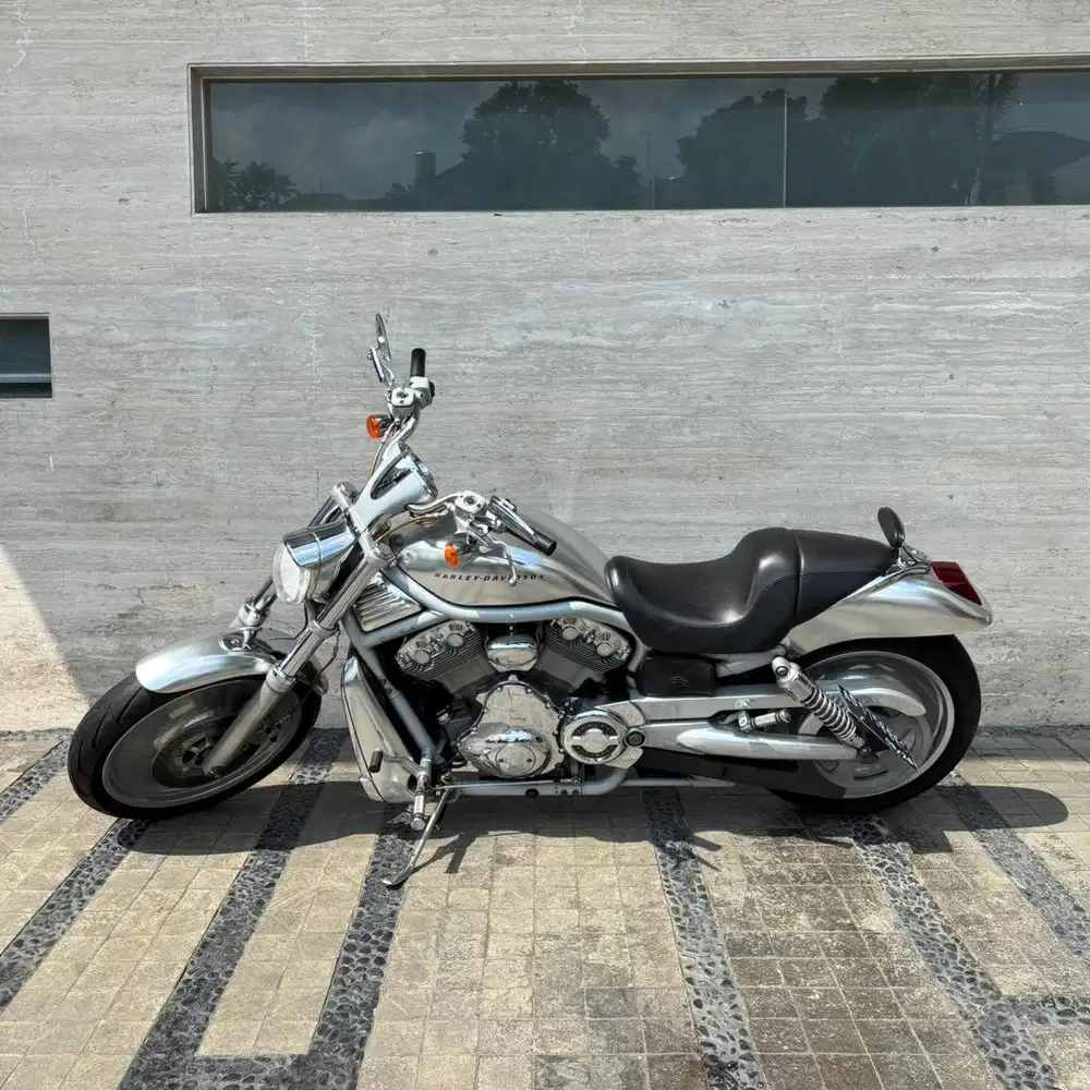 Harley Davidson First VROD VRSCA 2001 FULL PAPER