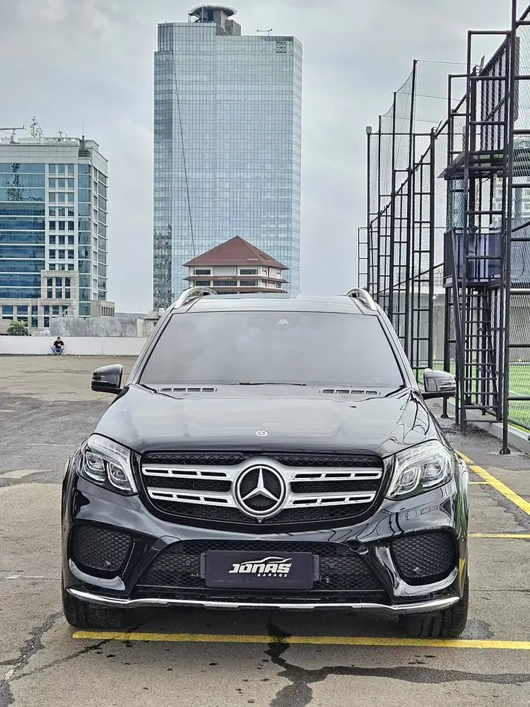 Mercedes-Benz GLS400 2017 Bensin ANTIK