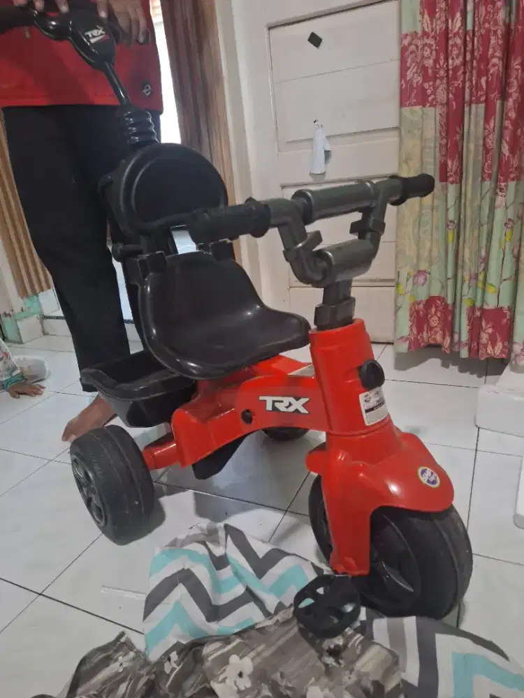 Sepeda anak usia 1-3 tahun