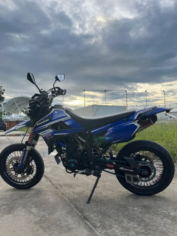 Kawasaki Dtracker X 250