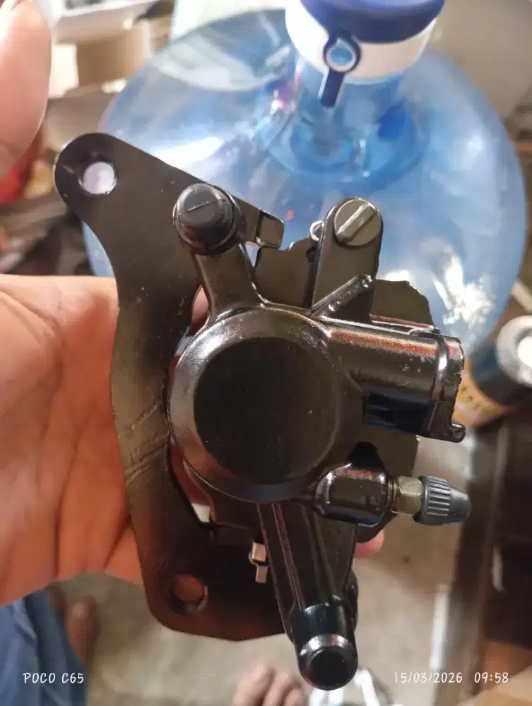 Kaliper Yamaha masih baru