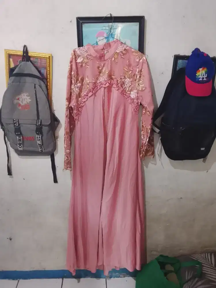Baju muslim wanita