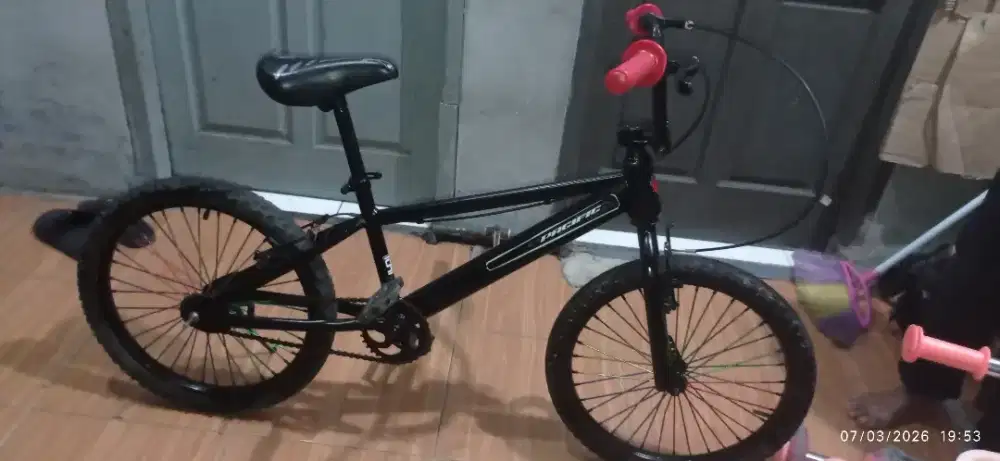 SEPEDA BMX REPAINT UK 20