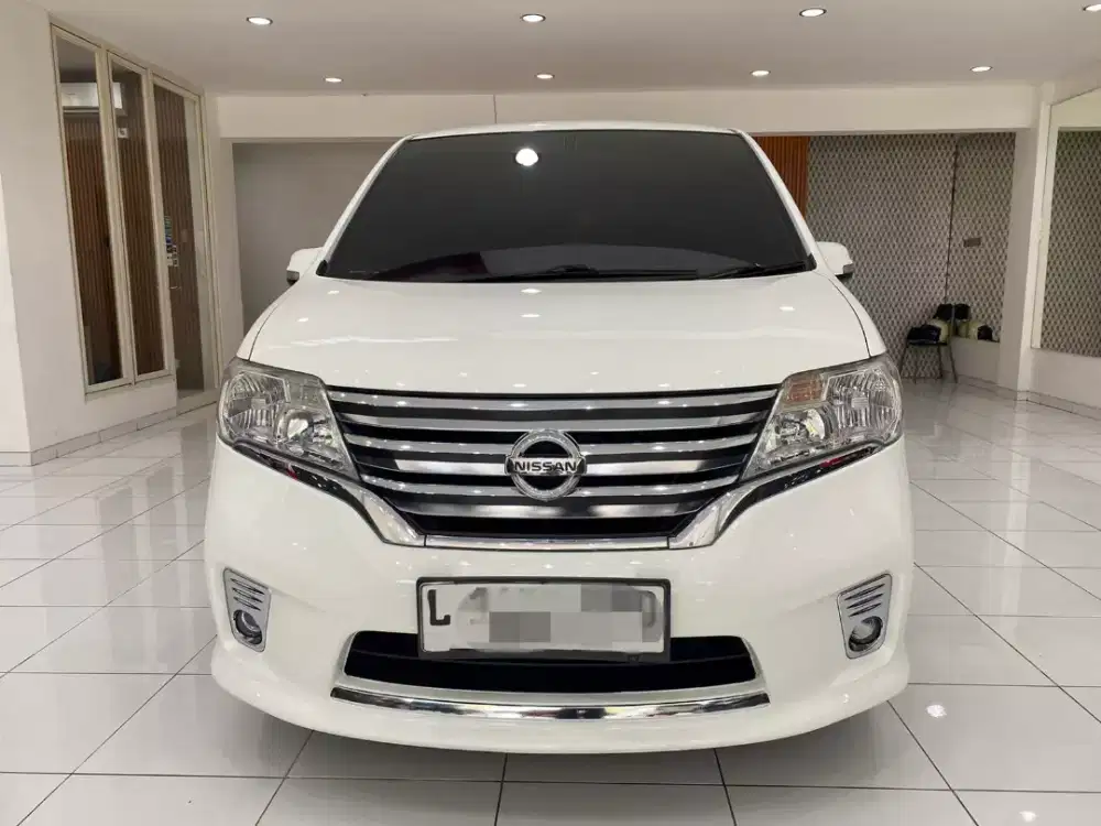 Nissan Serena 2014 HWS 2.0 AT super istimewa