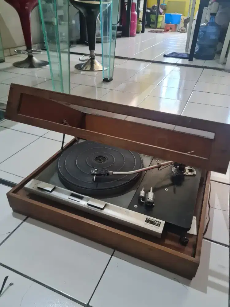 Piringan hitam Thorens  TD 125