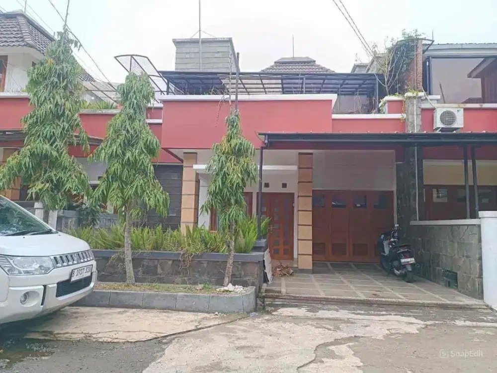 Dagonya Dago Banget Rumah Eksklusif Dekat Jalan Raya Ir.H Djuanda Bandung