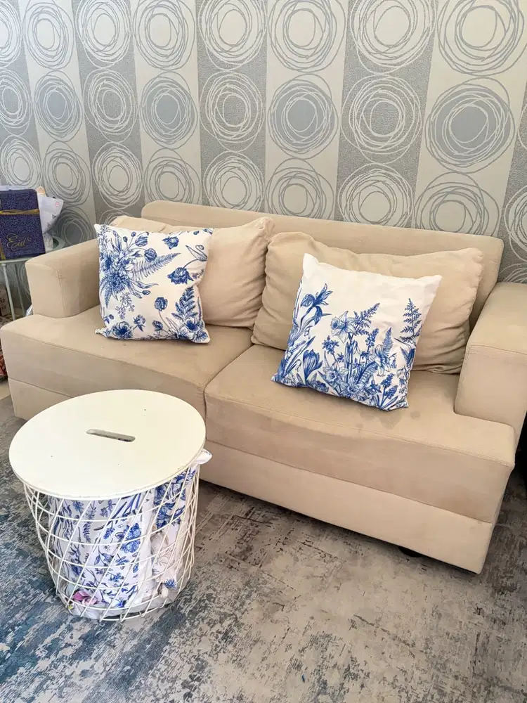 Sofa 2 Seater Warna Crean