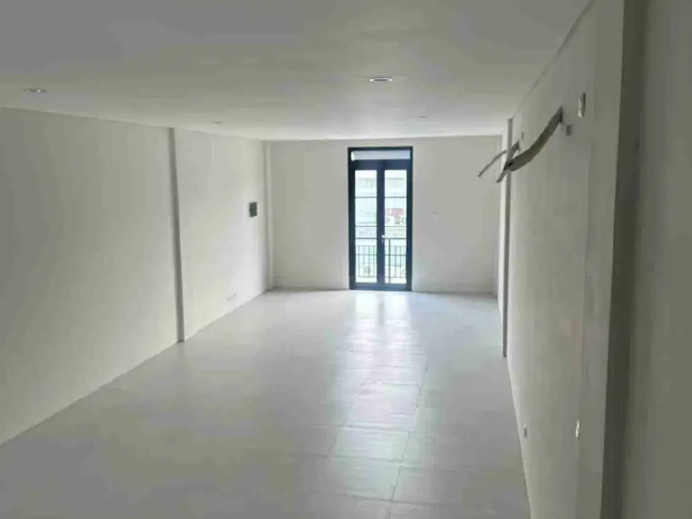 Disewakan ruko dian istana dkt hr muhammad, Wiyung