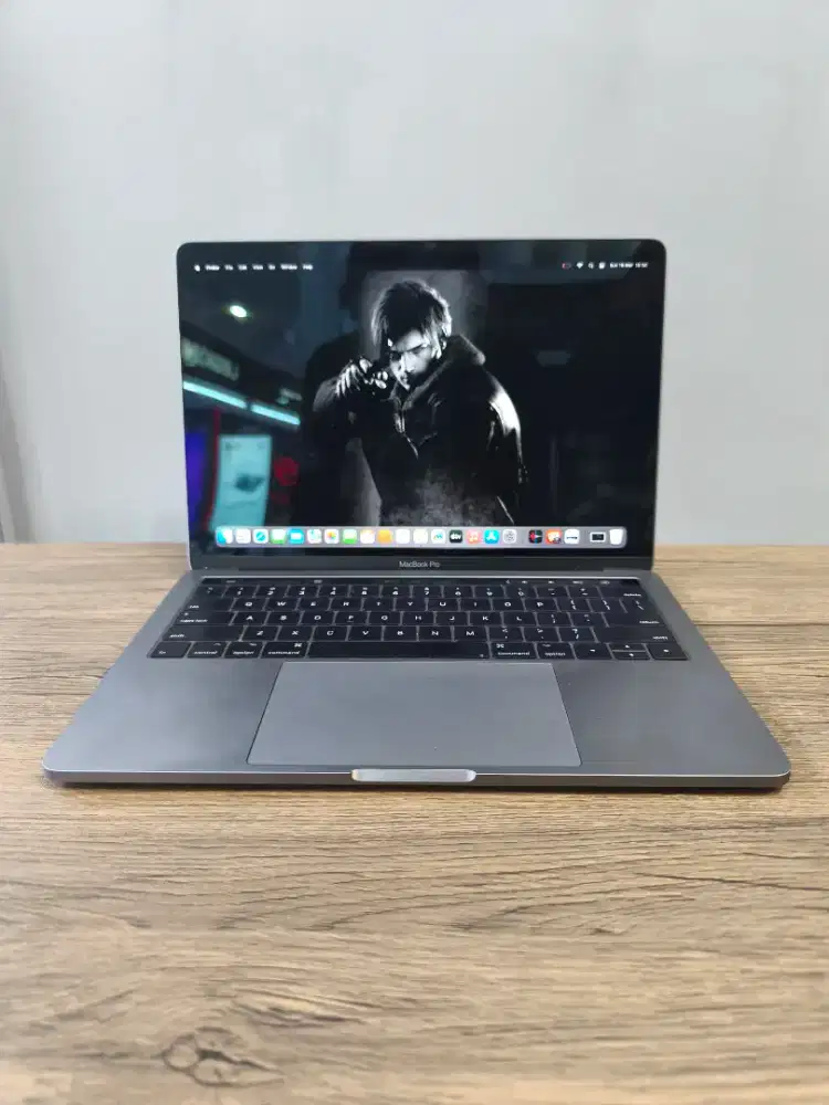 MACBOOK PRO 2017 i7