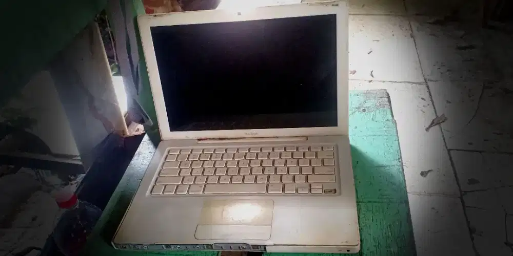 Macbook murah jual apa adanya