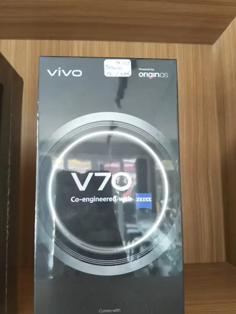 Vivo V70 24/256 cas/cicil DP 0%