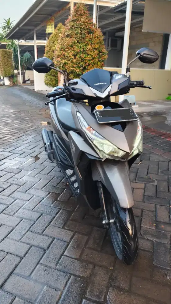 DIJUAL HONDA VARIO 150 TAHUN 2016 – KM RENDAH – PAJAK PANJANG