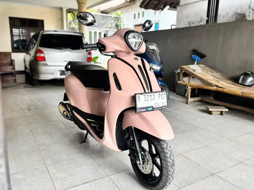 YAMAHA GRAND FILANO NEO TH 2025 KM 6 RB