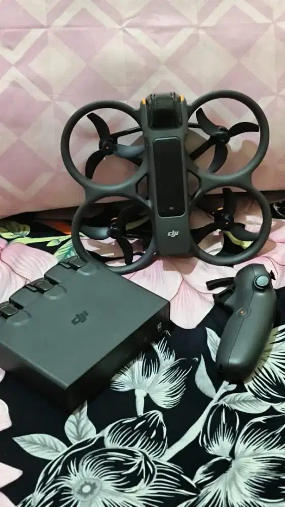 DJI FPV AVATA 2 COMBO LIKE NEW