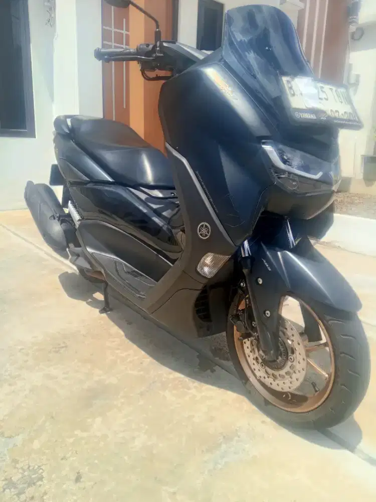 NMAX 155 ABS TCS ISS connected keyless black matte muluss dan gress