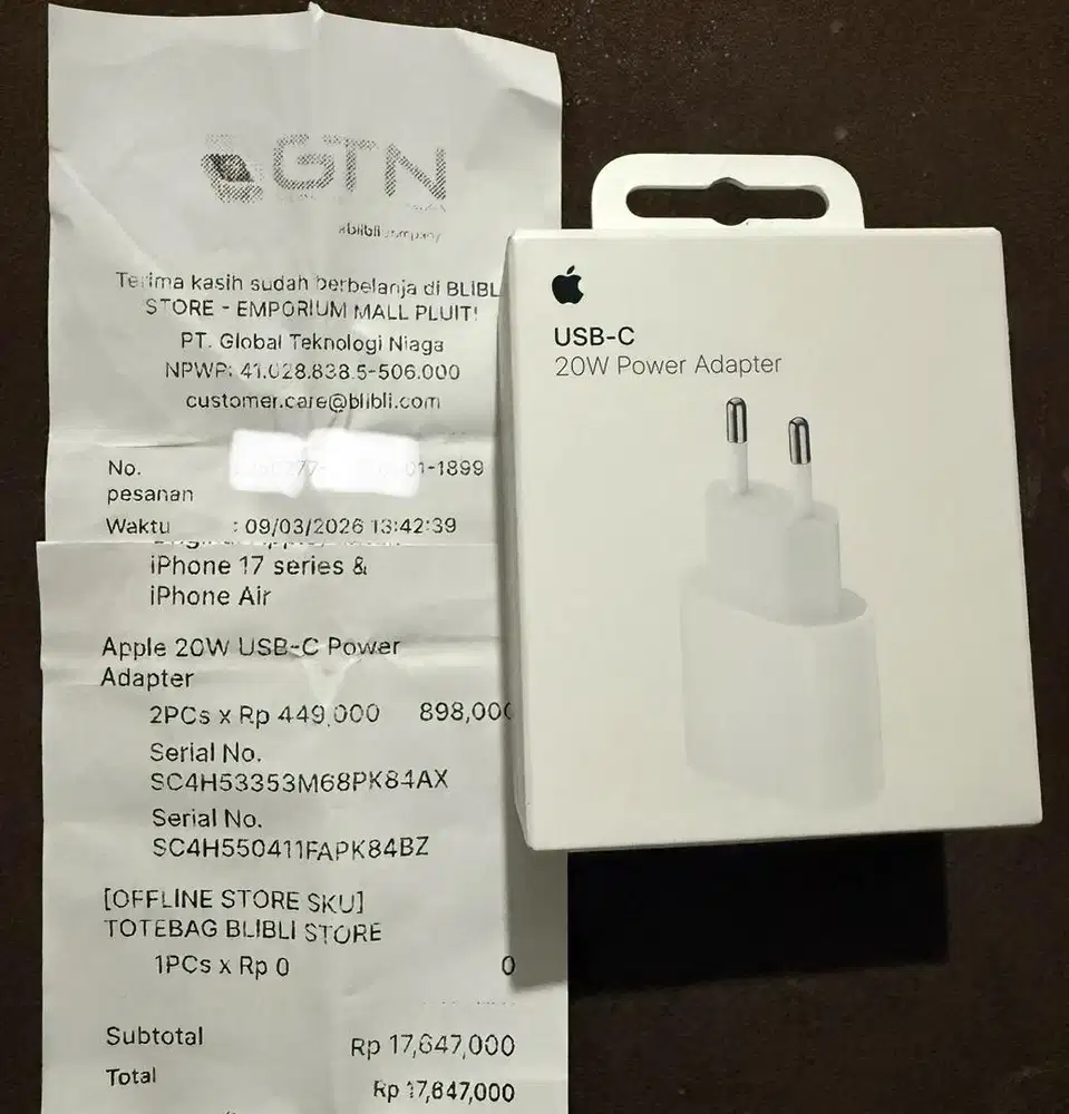 Dijual adaptor for iphone ori