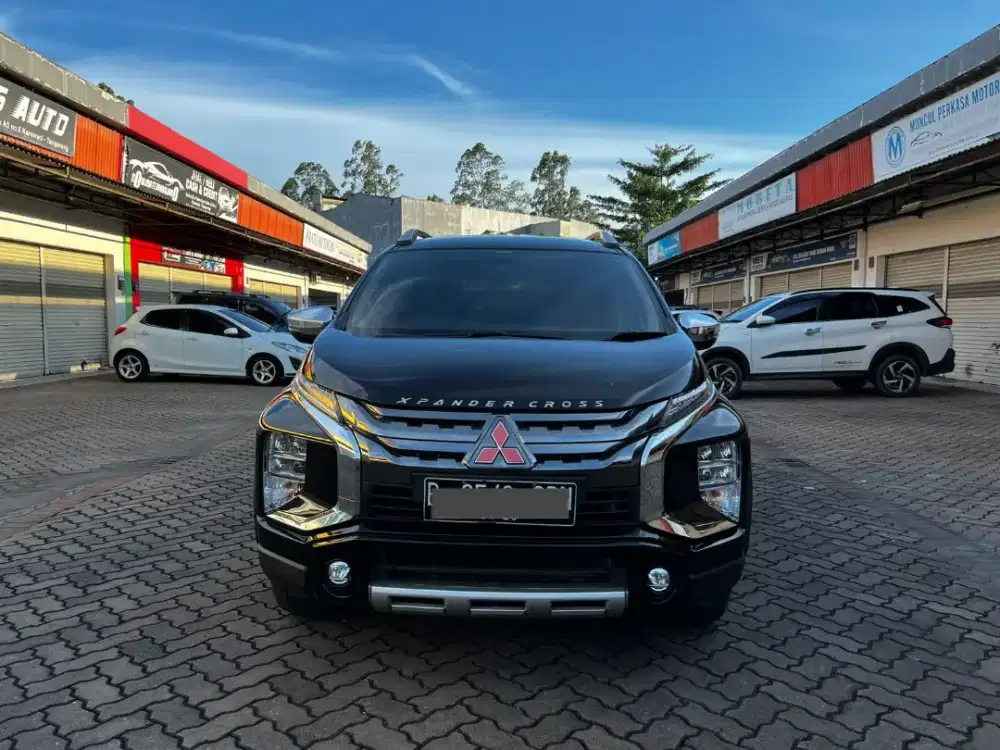 DP 5JT XPANDER CROSS 2021 PREMIUM PACKAGE LOW KM 70RB