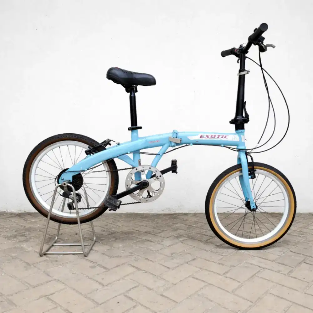 Sepeda lipat Exotic