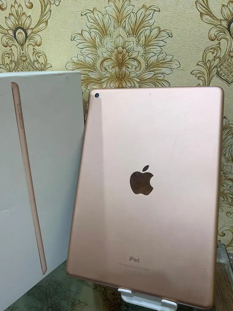 ipad gen 6  32gb wifi only ex inter