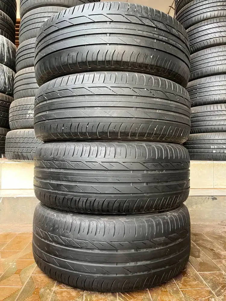 Ban Bridgestone Turanza T001 RFT  225 50 r18  4Pcs