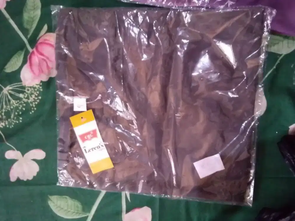 kaos pria lengan pendek