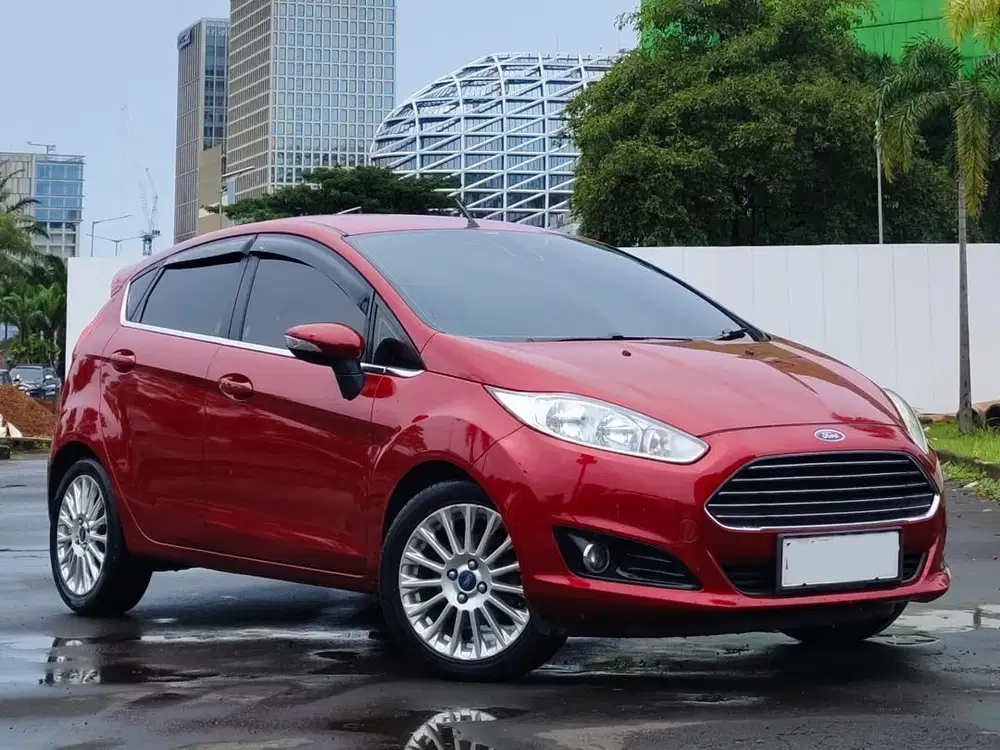 FORD FIESTA S 1.5 CVT 2015 Merah LAST EDITION